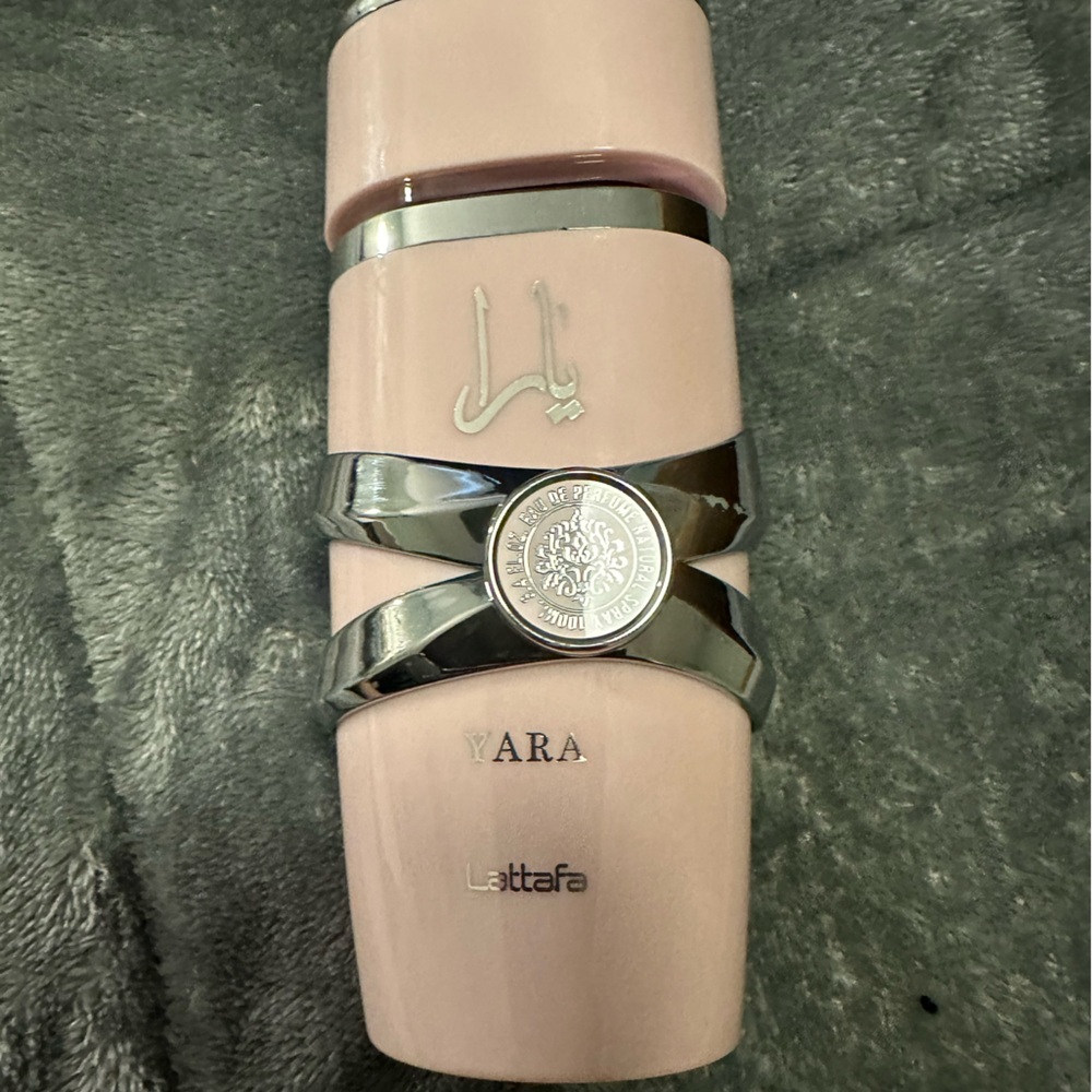 Yara Lattafa perfume